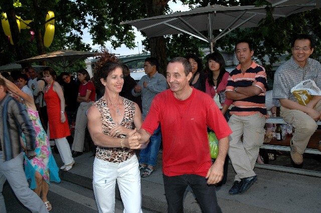 min 2006 08 08 paris plage 139